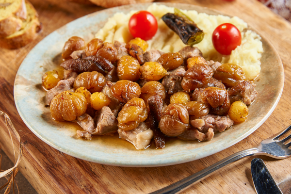 Kestaneli Kuzu